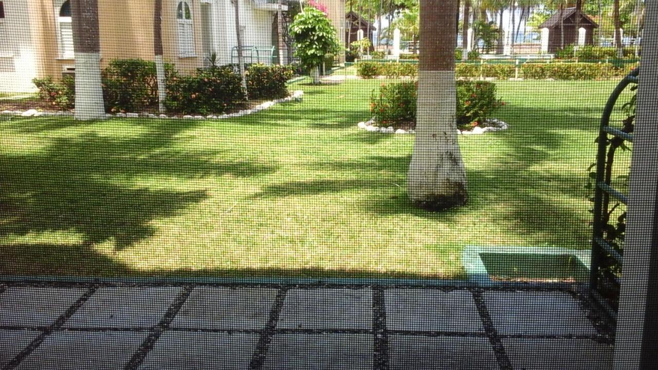 Apartment Treasure At Sandcastles Ocho Rios Exteriör bild